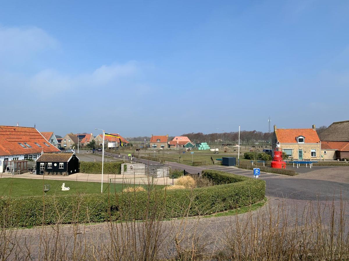 Onder De Pannen Villa Hollum  Kültér fotó